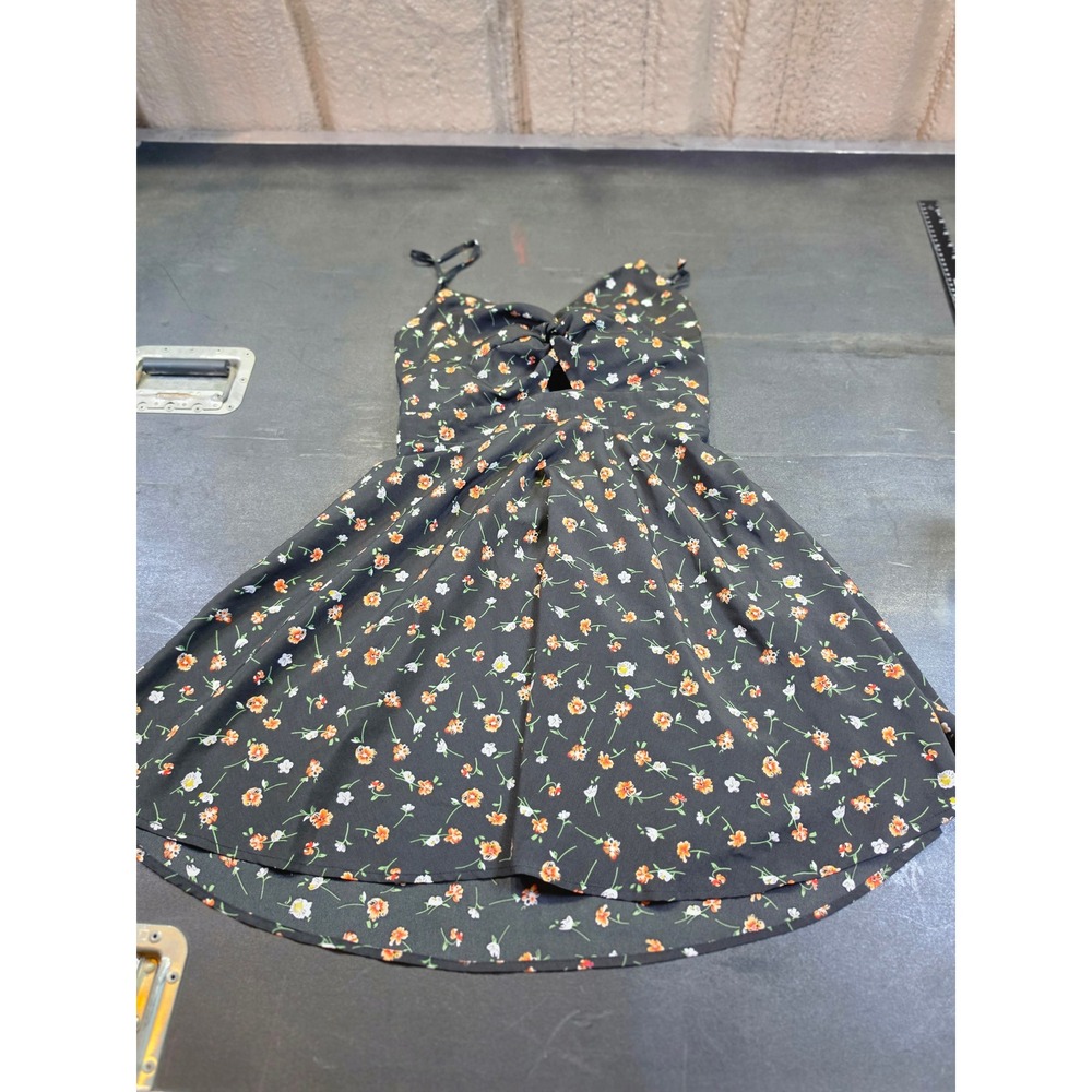 SHEIN Curve Black Floral Twist Front Cutout Tie Back Mini Dress Cottage 1XL